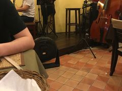 -月满港海鲜酒家