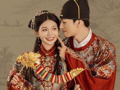 -经典婚纱摄影美学馆·私人定制