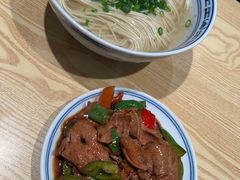 -鲁达面馆本帮风味(共康东路店)