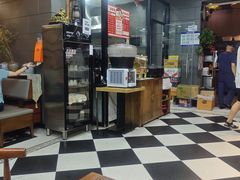 -愉肴麻辣香锅(中山路店)