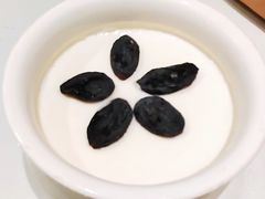 古丽自制酸奶-楼兰古丽·新疆菜(大唐西市店)
