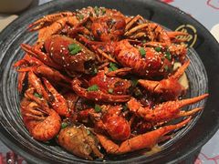-肥肥虾庄·金牌油焖大虾(杨园滨江时代walk店)