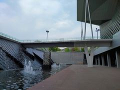 -东浩兰生上海世博展览馆