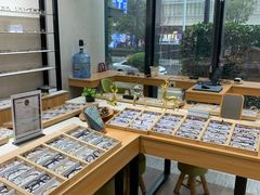 -无界眼镜MaxLess(滨江星光大道店)