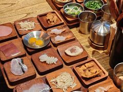 -银米·云南传统过桥米线(双廊黑金冠店)