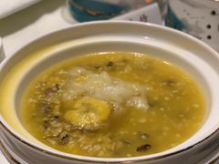 -沪华海鲜大酒楼(南汇店)