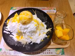 杨枝甘露-雪花冰-糖糖屋•糖水•雪花冰店(时尚天河店)
