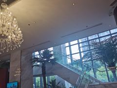 -上海虹桥西郊假日酒店