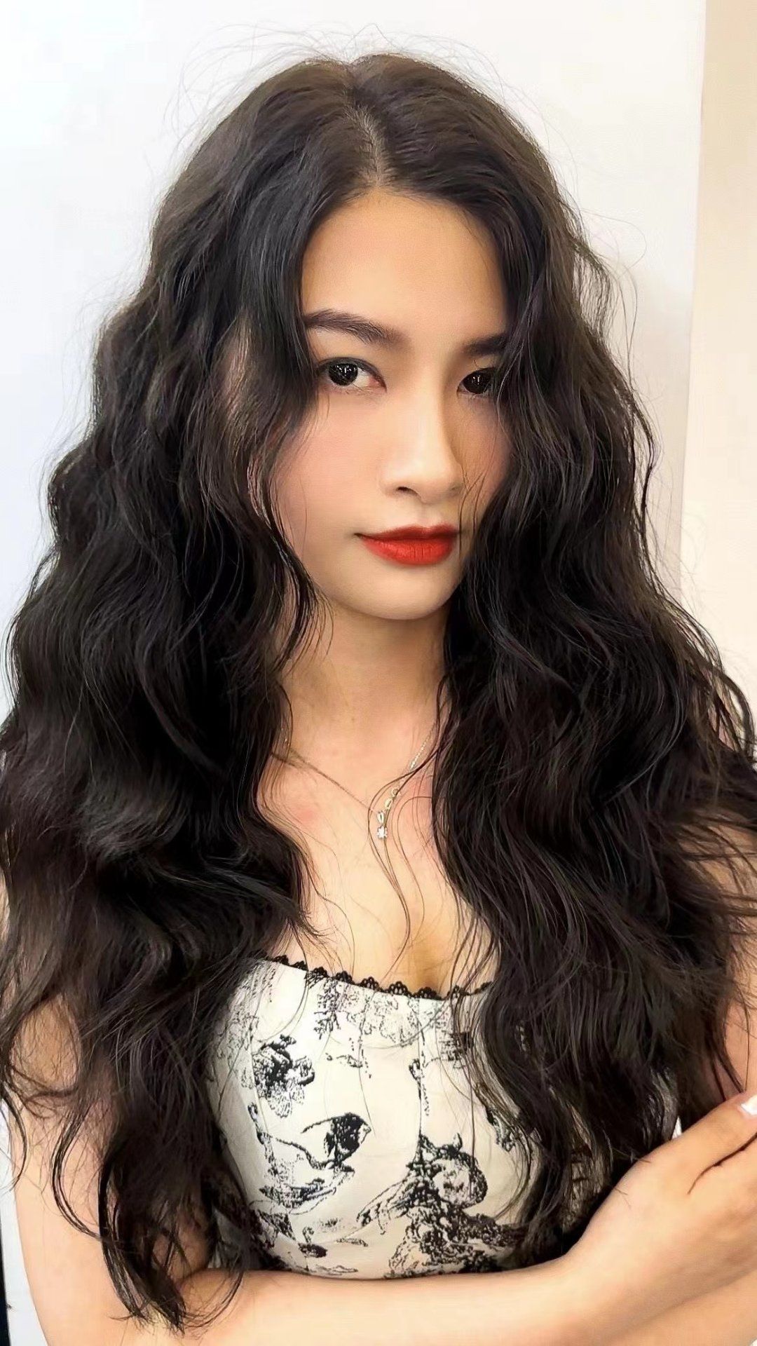 「尊尚柏丽美发salon(世纪城店)」简单的一款烫发,却诠释出经典