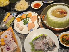 -得意咚瓜·顺德鱼生·冬瓜火锅(深圳首店)