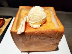 面包诱惑-童年小筑餐厅(申花路店)