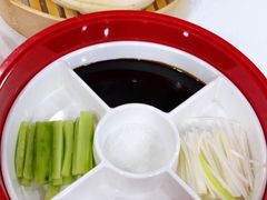 传统老北京果木烤鸭-东门烤鸭店(东华门店)