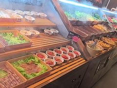 -牛YO寿喜烧·铁板烧和牛火锅自助(市府恒隆店)
