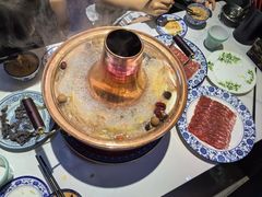 -一只羊·铜锅涮羊肉烧烤