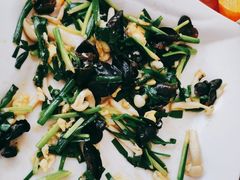 -鑫渔港海鲜本地菜·山海关浑锅(东戴河店)