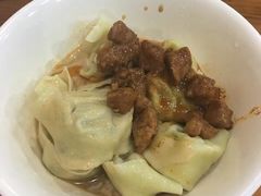 -潘国仙耳光馄饨(黄家阙路店)