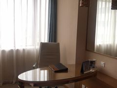 -海创大连科技交流中心(海事大学地铁站店)