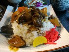 咖喱牛肉饭-虎焱炭火烧肉