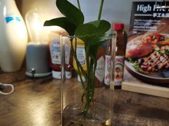 -HIGH FIVE哈福手工汉堡(桂林路店)