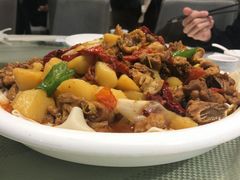 76号大盘鸡-巴扎美食·新疆菜·西域歌舞表演餐厅(新疆大厦店)