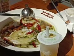 -鱼亨小鲜酸菜鱼(大信店)