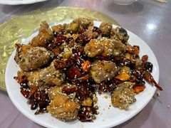 -金卯白肉罩火烧