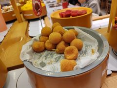 拉丝芝士球-龍歌自助小火锅(崂山丽达店)