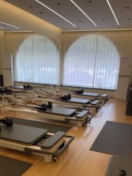 -依灵瑜伽普拉提连锁