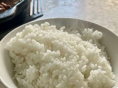 -食必思黄焖鸡米饭杭州小笼包(银杏路店)