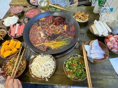 -黄潇洒老火锅(九眼桥宏济巷店)