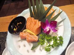 三文鱼刺身-梦山水日本烧肉(五四广场店)