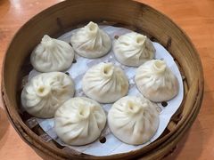 -莱莱小笼·乔艾