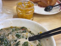 -胡仕光陵水酸粉