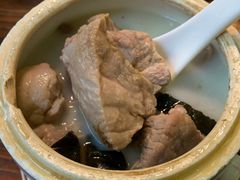 杏仁猪肺汤-黄祥华养生堂·炖汤·营养蒸饭(岭南天地店)