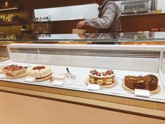 面包甜点陈列柜-EVERNAKED裸蛋糕(SOHO天山店)