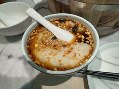 云南热稀饭-中8楼风尚云南菜(颐堤港店)