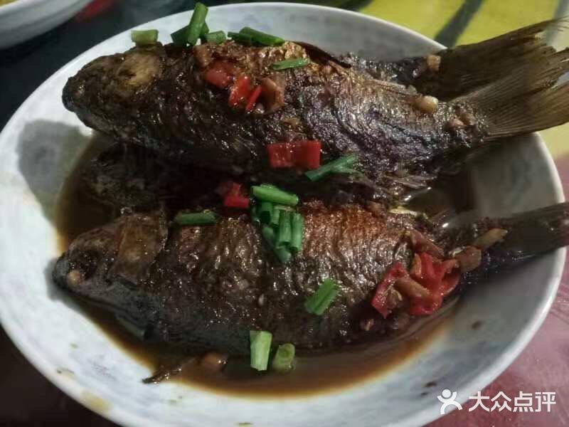 简单易做的家常菜：香煎鲫鱼