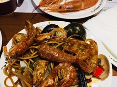 -亚马逊环球美食百汇(新城吾悦广场店)