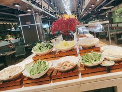 -金滏山烤肉·海鲜·火锅自助餐厅(襄阳万达店)