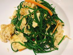沙葱炒蛋-巴扎美食·新疆菜·西域歌舞表演餐厅(新疆大厦店)