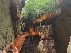 -龙潭大峡谷