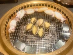 -铭牛烧肉·和牛海鲜自助(高新月牙湖店)