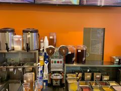 -CoCo都可(湖滨银泰店B区店)