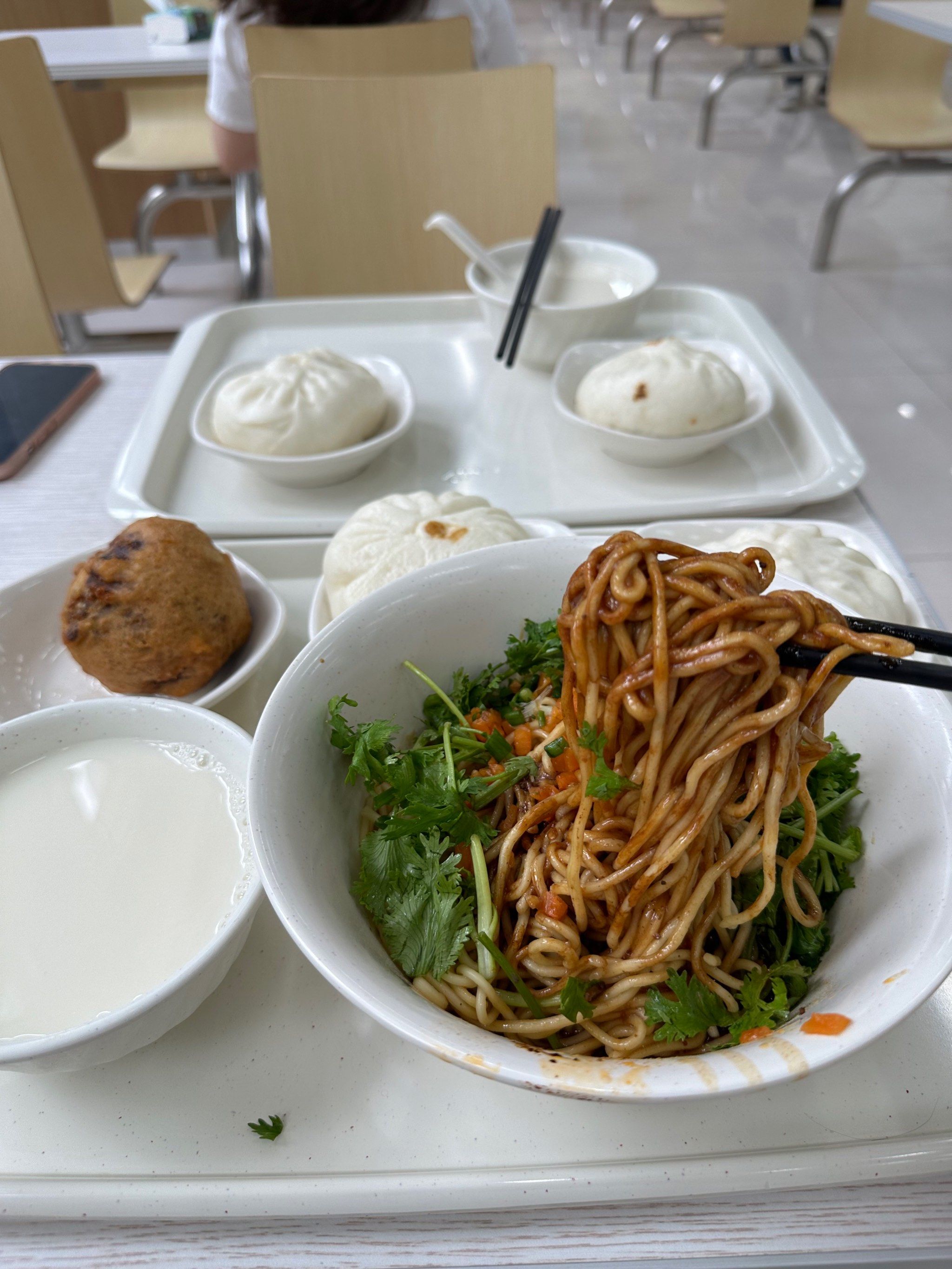 0元玩转这座城单位食堂的早餐,吃完感