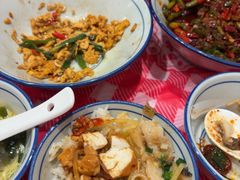 -荆九爷爆炒桥头三嫩(云南北路店)
