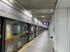 -常熟路(地铁站)