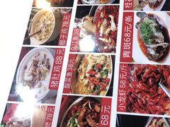 -渝君重庆火锅(嘉宾路店)