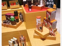 零售区-星巴克臻选(深圳罗湖万象城店)