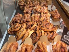 -汉柏麦香德国面包房(海信店)
