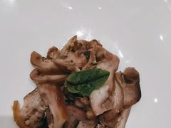 -梅花香里大酒店(郁金香路店)